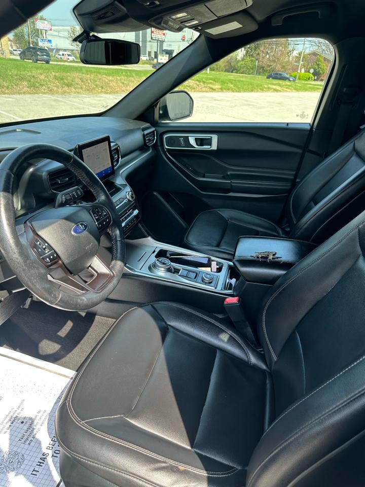 Ford Explorer XLT AWD 2020