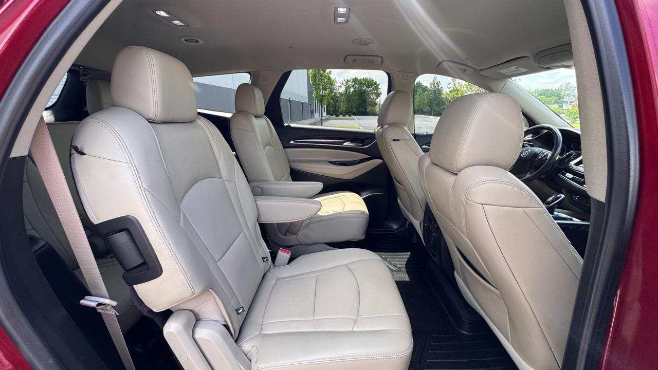 Buick Enclave Essence AWD 2020