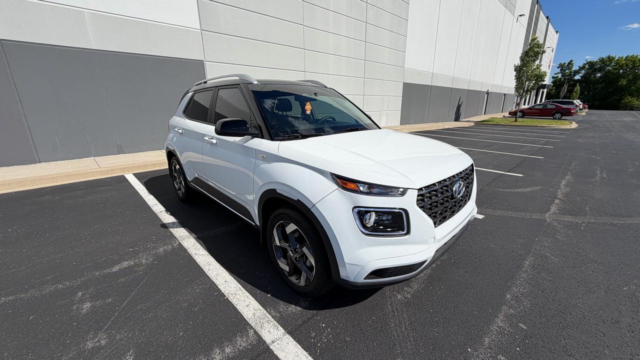 Hyundai Venue SEL 2025