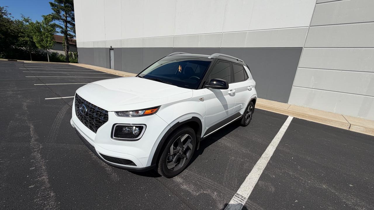 Hyundai Venue SEL 2025