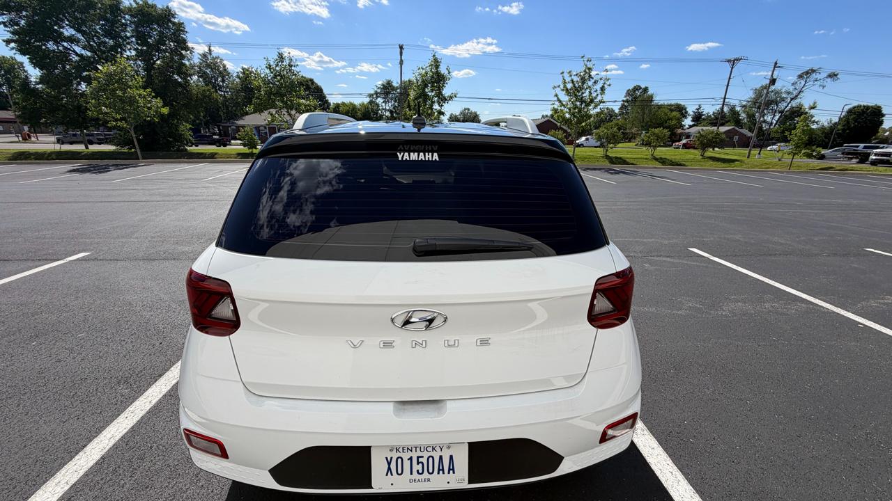 Hyundai Venue SEL 2025