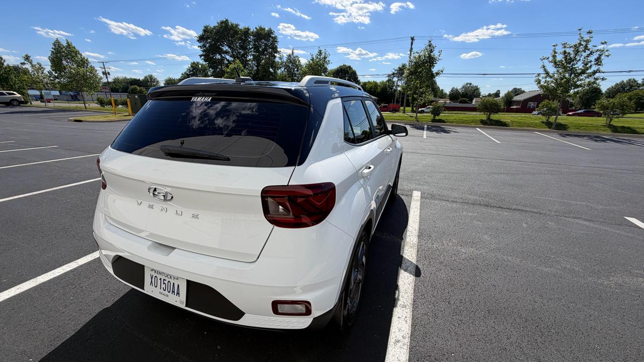 Hyundai Venue SEL 2025