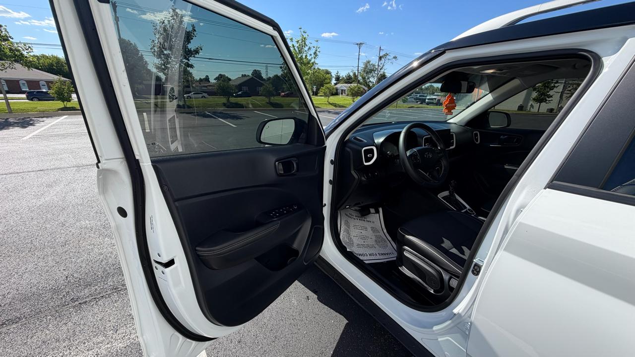 Hyundai Venue SEL 2025