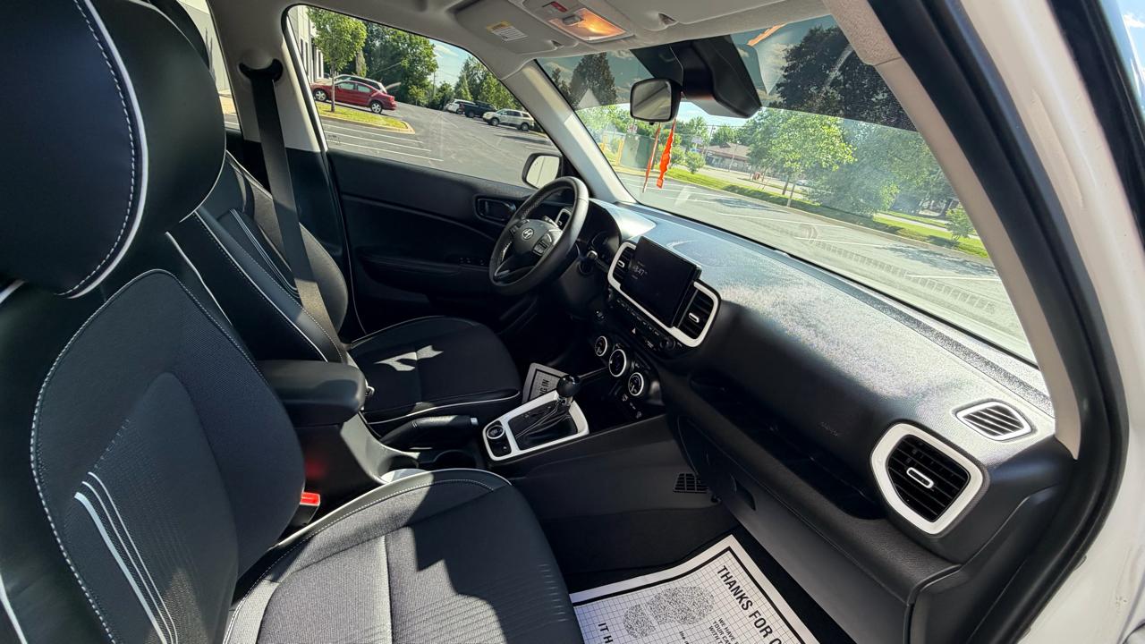 Hyundai Venue SEL 2025