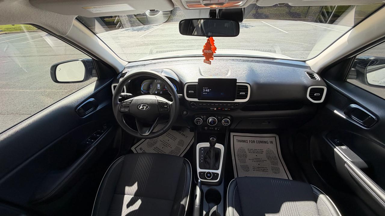 Hyundai Venue SEL 2025