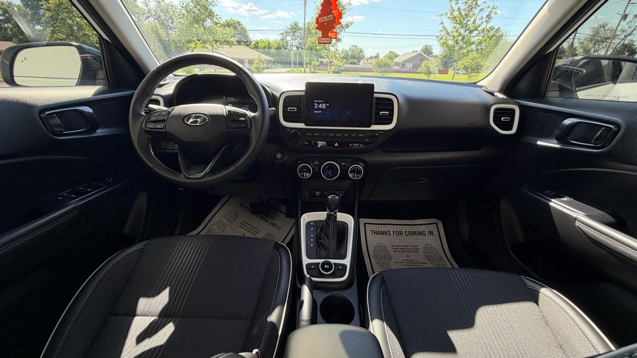 Hyundai Venue SEL 2025