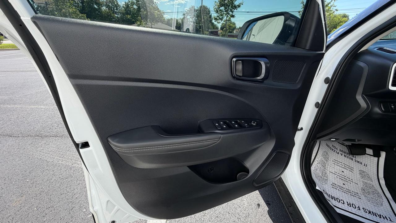 Hyundai Venue SEL 2025