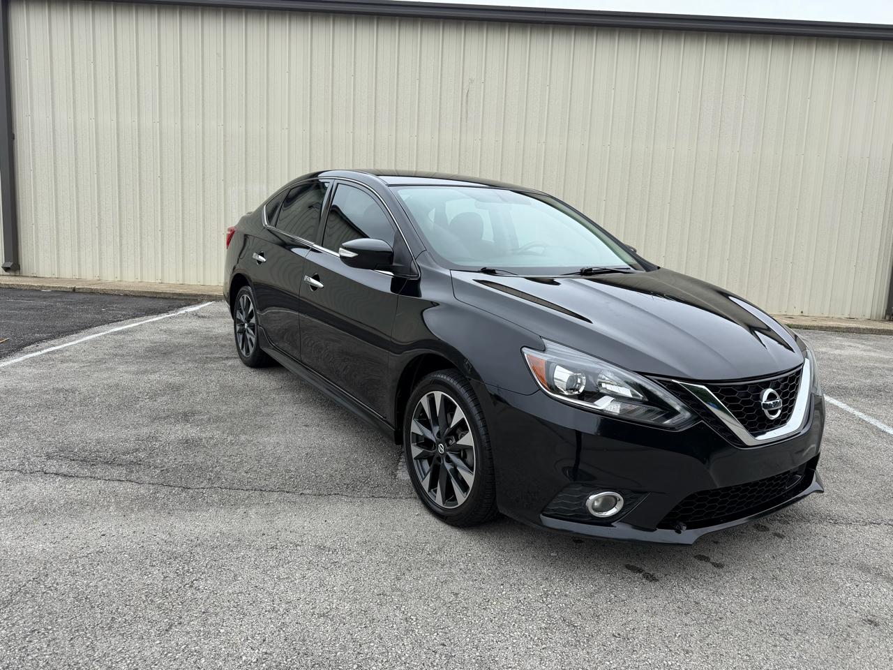 Nissan Sentra SR 4D Sedan 2019