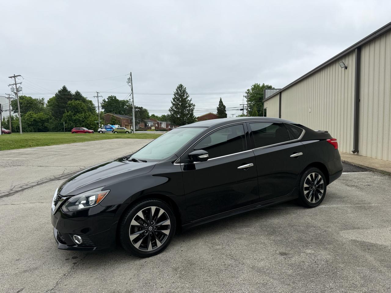 Nissan Sentra SR 4D Sedan 2019