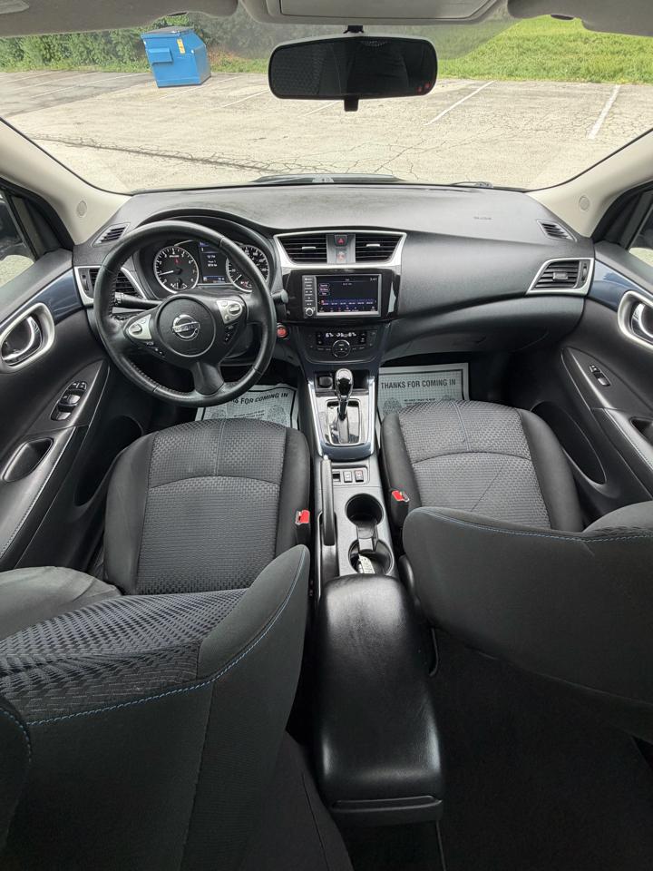 Nissan Sentra SR 4D Sedan 2019