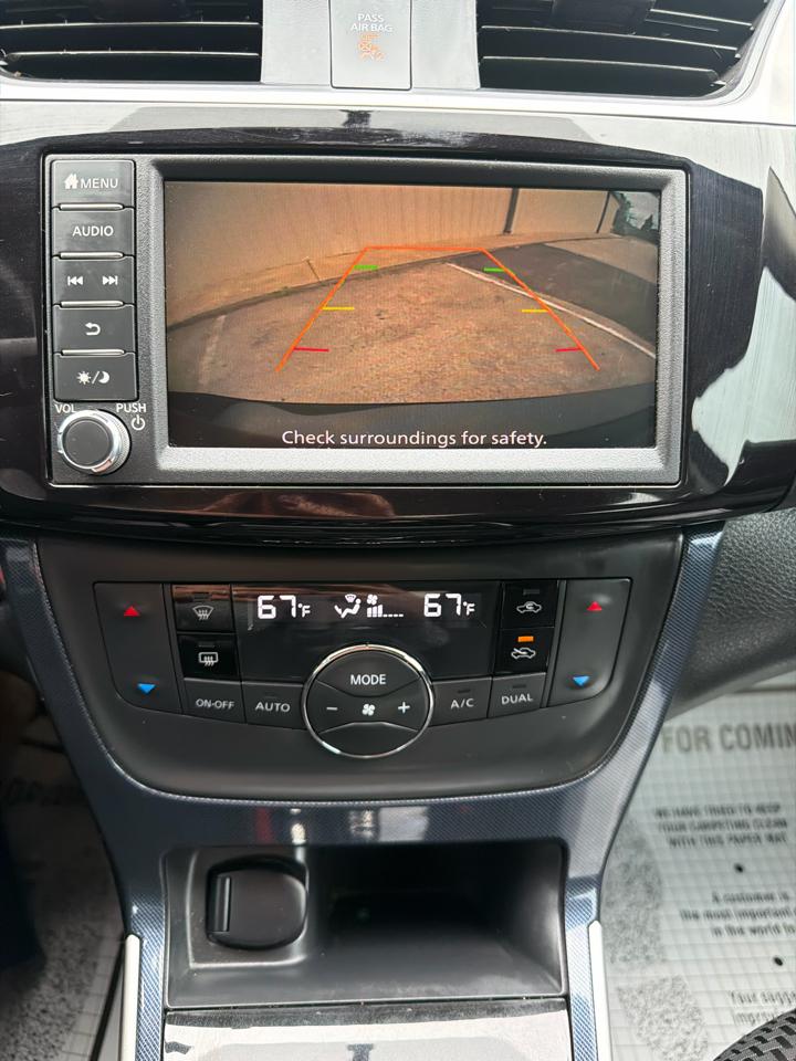 Nissan Sentra SR 4D Sedan 2019