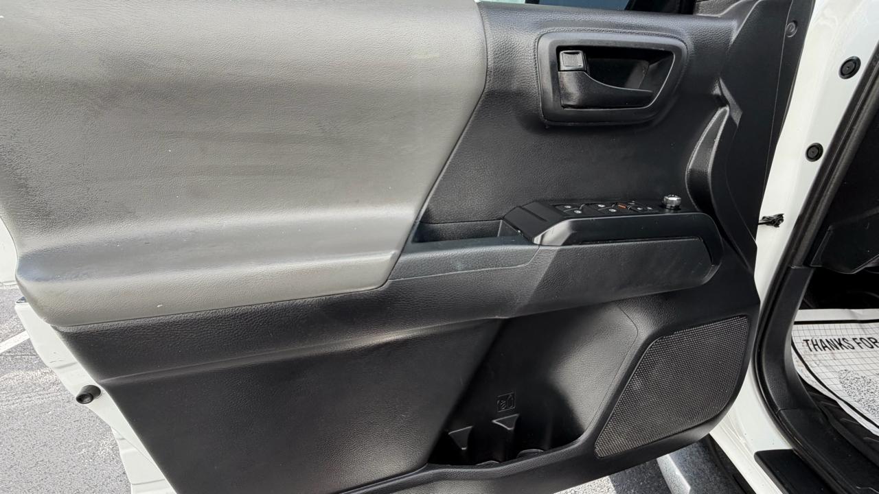 Toyota Tacoma SR5 Double Cab Long Bed I4 6AT 2WD 2018