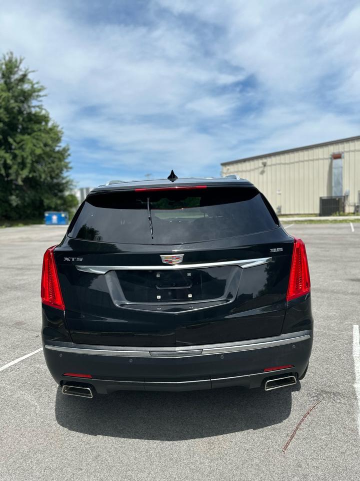 Cadillac XT5 Base 2018