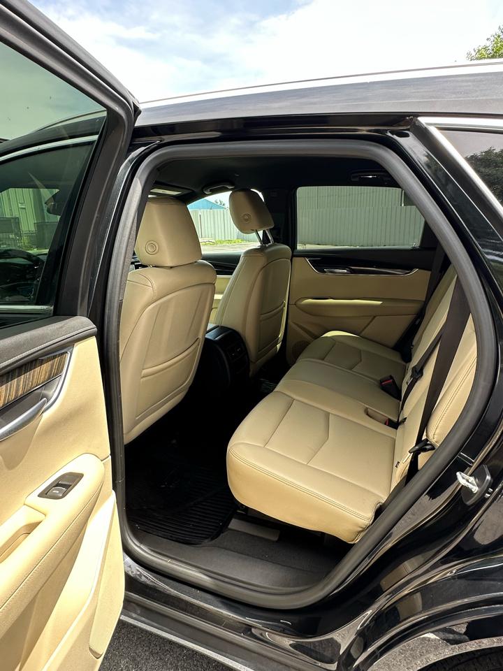 Cadillac XT5 Base 2018