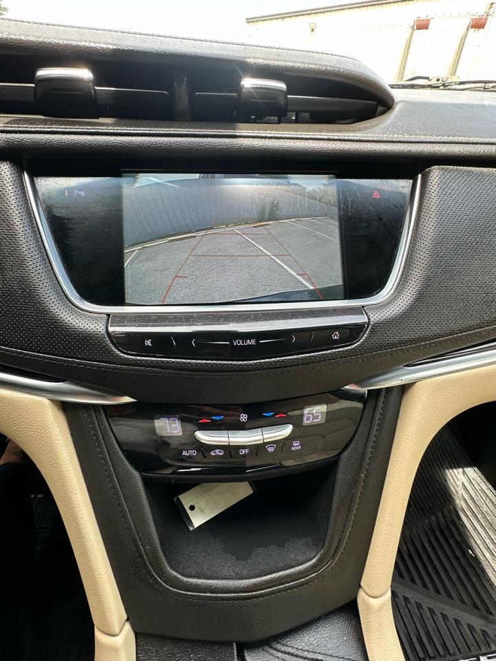 Cadillac XT5 Base 2018