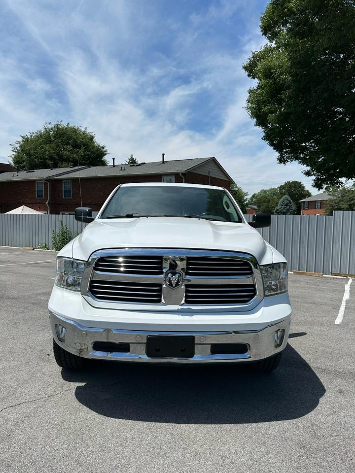 RAM 1500 SLT Crew Cab SWB 4WD 2015