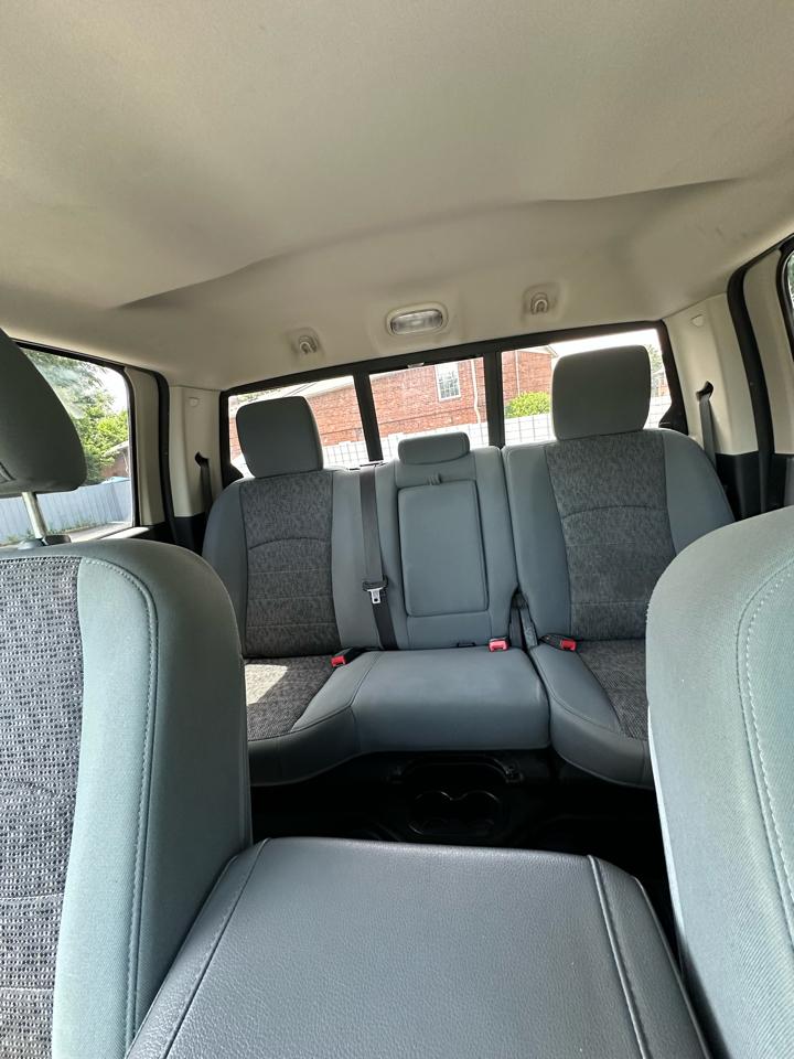 RAM 1500 SLT Crew Cab SWB 4WD 2015