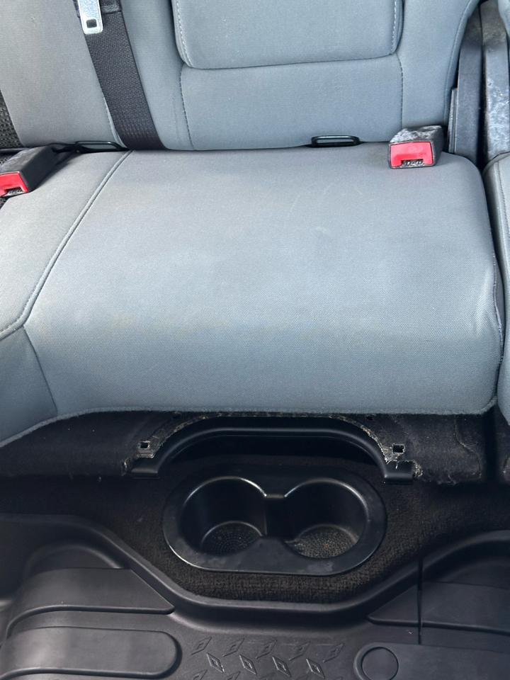 RAM 1500 SLT Crew Cab SWB 4WD 2015