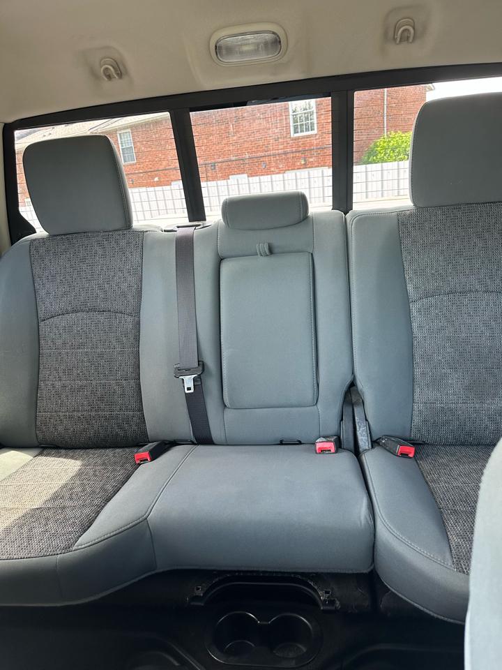RAM 1500 SLT Crew Cab SWB 4WD 2015