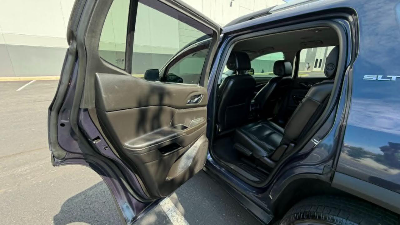 GMC Acadia SLT-1 AWD 2019