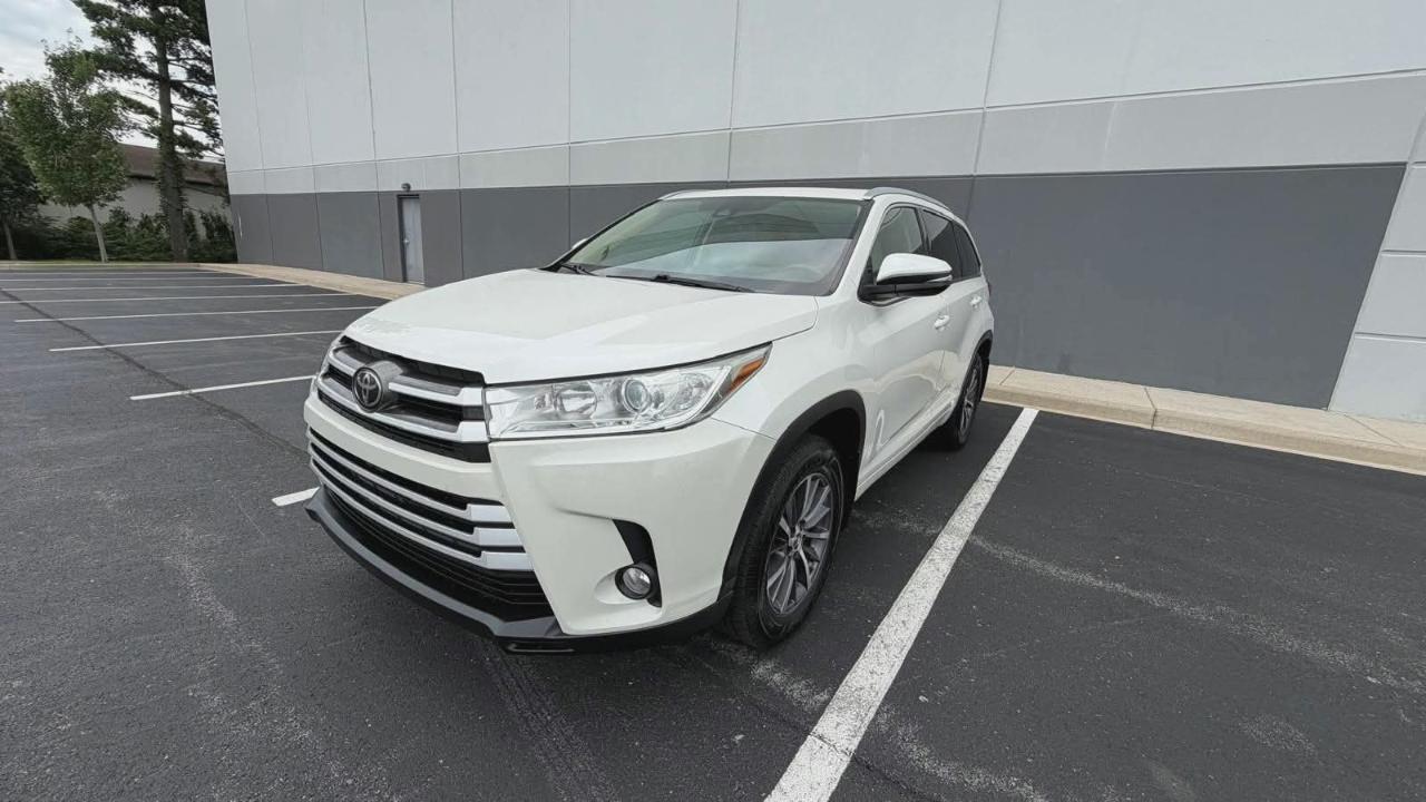 Toyota Highlander SE AWD V6 2018