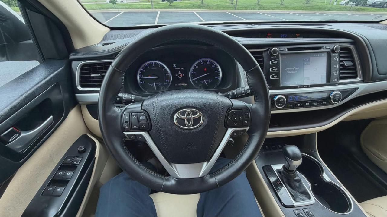 Toyota Highlander SE AWD V6 2018
