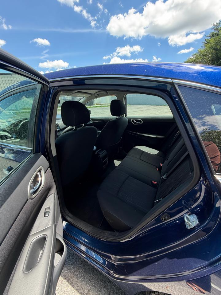 Nissan Sentra S CVT 2019