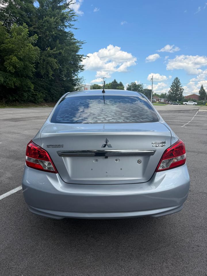 Mitsubishi Mirage G4 SE 5M 2017