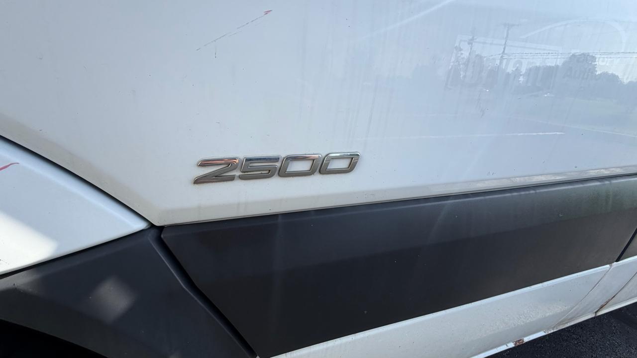 Mercedes-Benz Sprinter 2500 High Roof 170-in. WB 2014