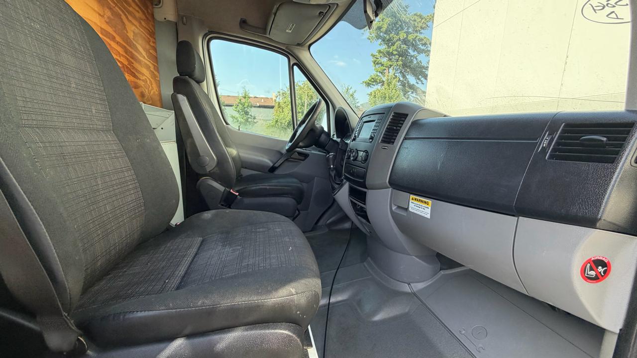 Mercedes-Benz Sprinter 2500 High Roof 170-in. WB 2014
