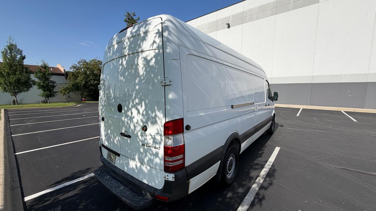 Mercedes-Benz Sprinter 2500 High Roof 170-in. WB 2014
