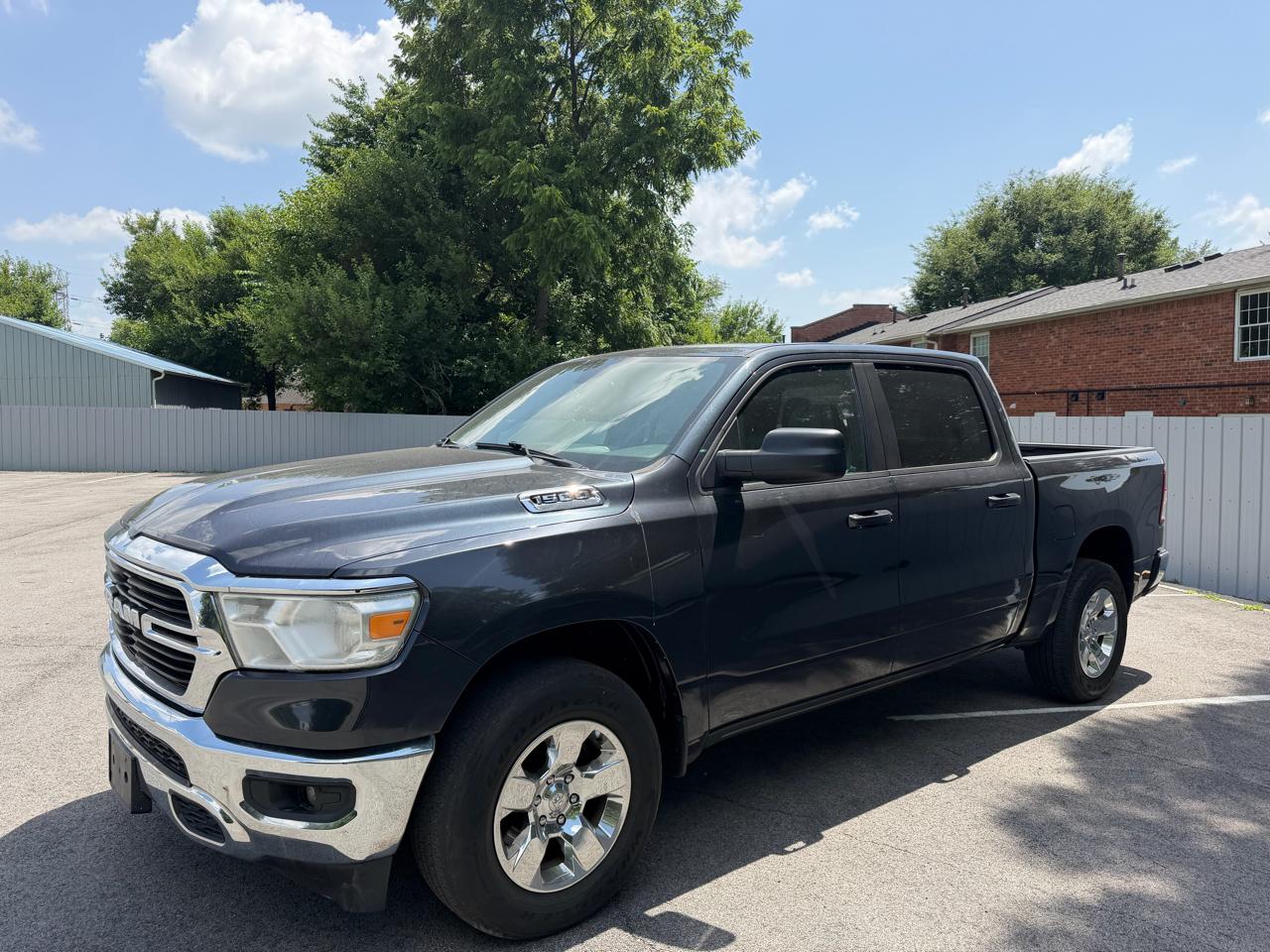 RAM 1500 Big Horn Crew Cab SWB 4WD 2021