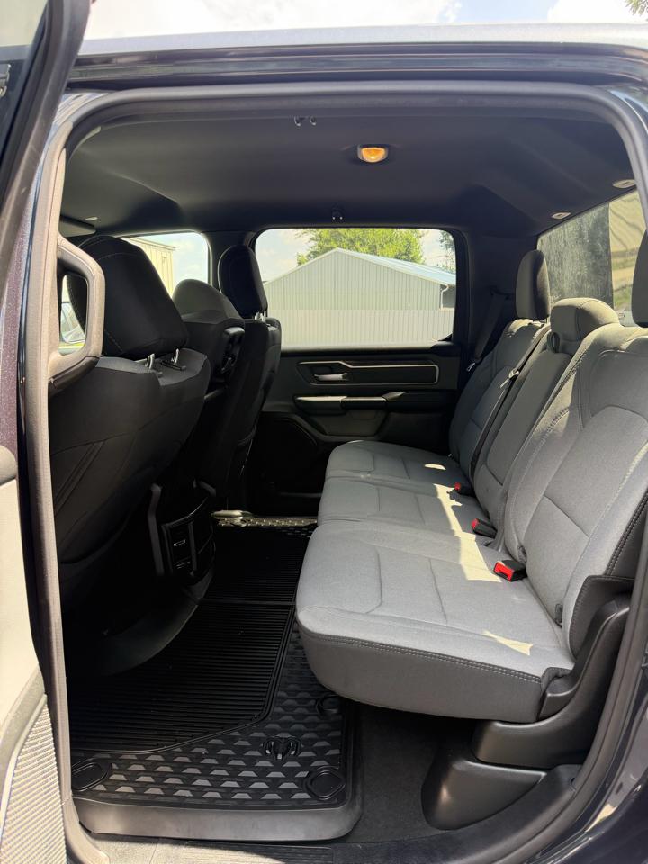 RAM 1500 Big Horn Crew Cab SWB 4WD 2021