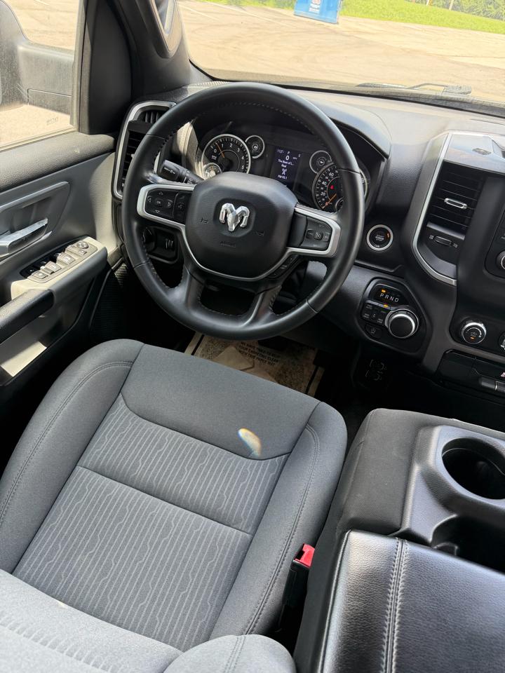 RAM 1500 Big Horn Crew Cab SWB 4WD 2021