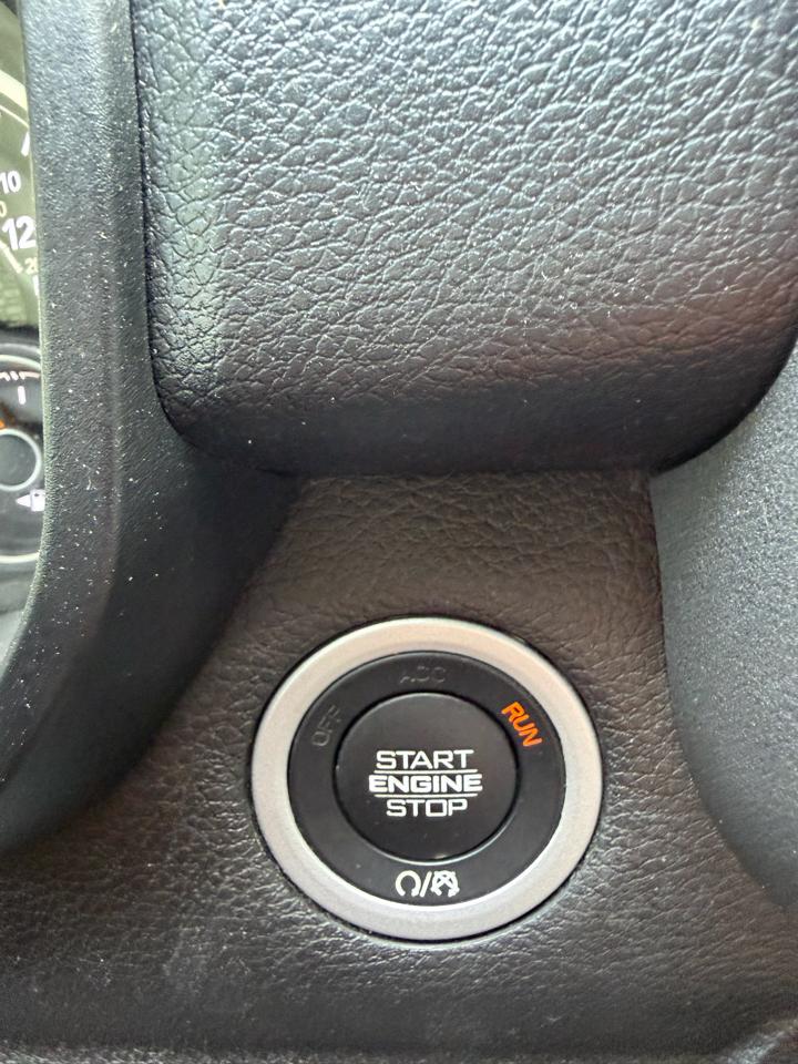RAM 1500 Big Horn Crew Cab SWB 4WD 2021