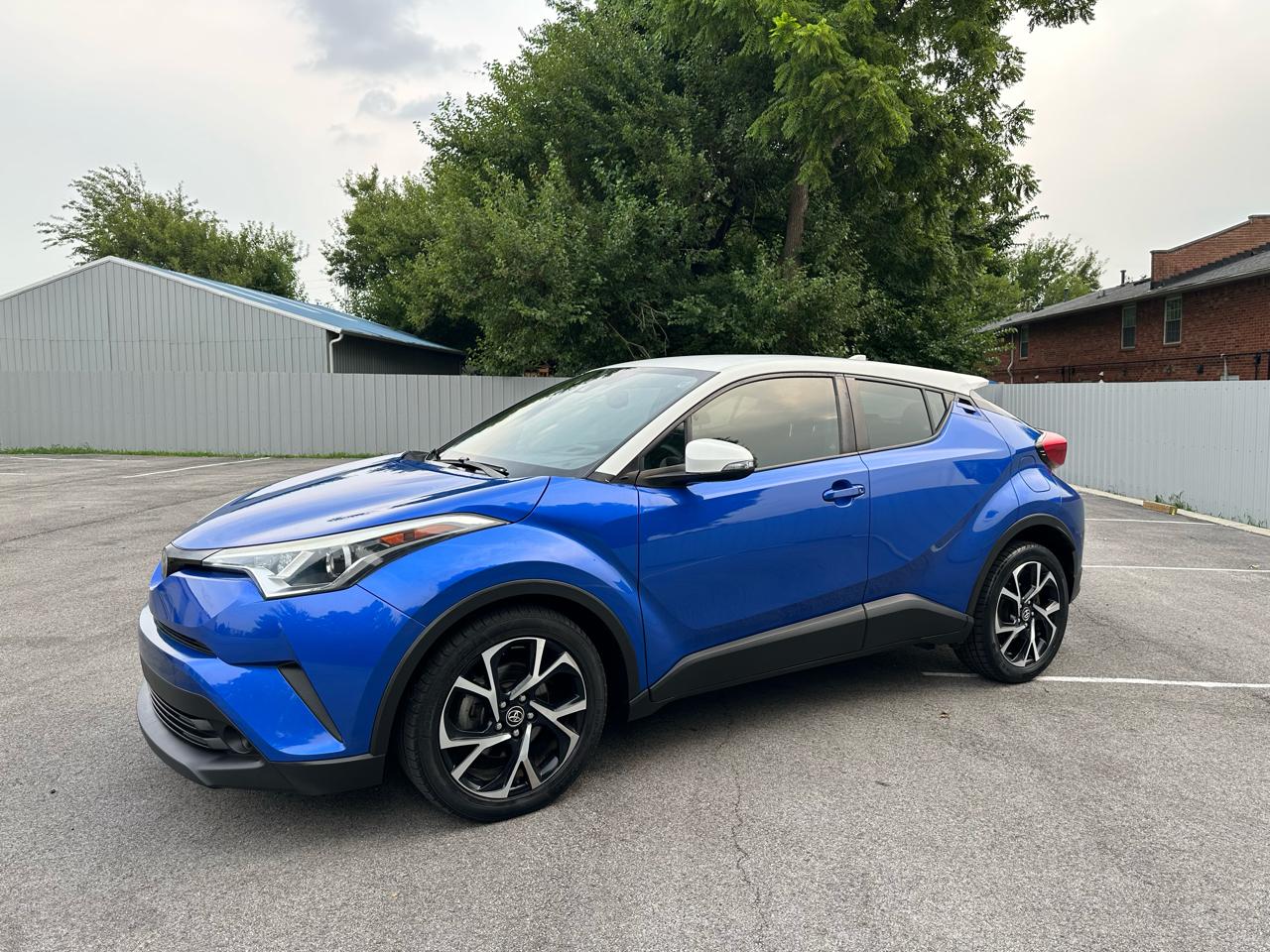 Toyota C-HR XLE 2018
