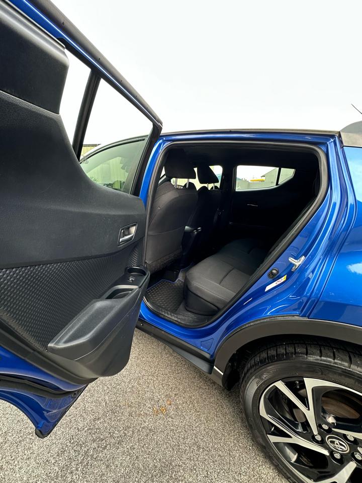 Toyota C-HR XLE 2018