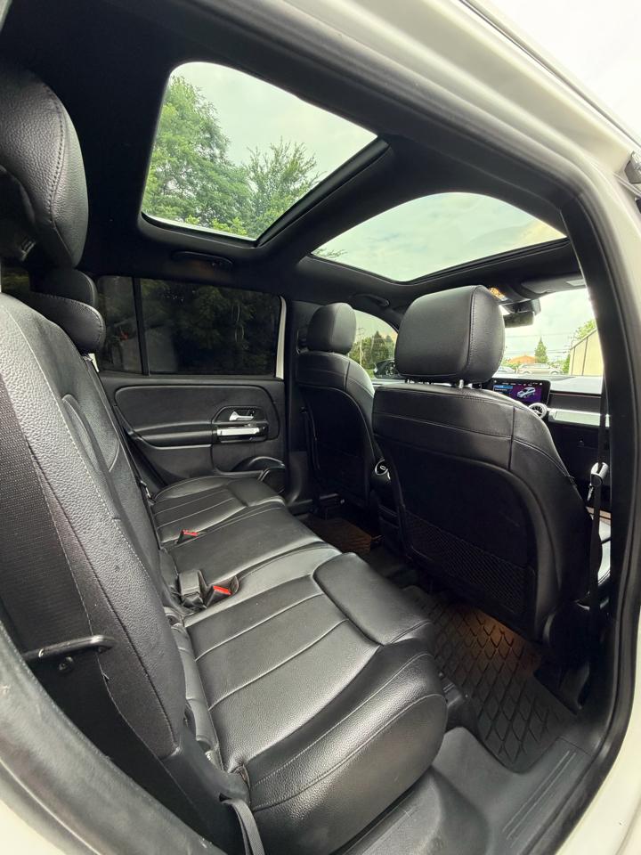 Mercedes-Benz GLB-Class GLB 250 4MATIC 2021
