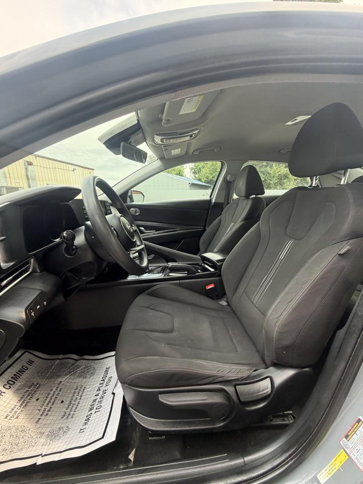 Hyundai Elantra SEL 2022