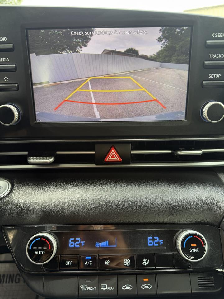 Hyundai Elantra SEL 2022