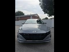 2022 Hyundai Elantra 