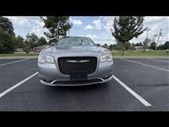 2017 Chrysler 300 