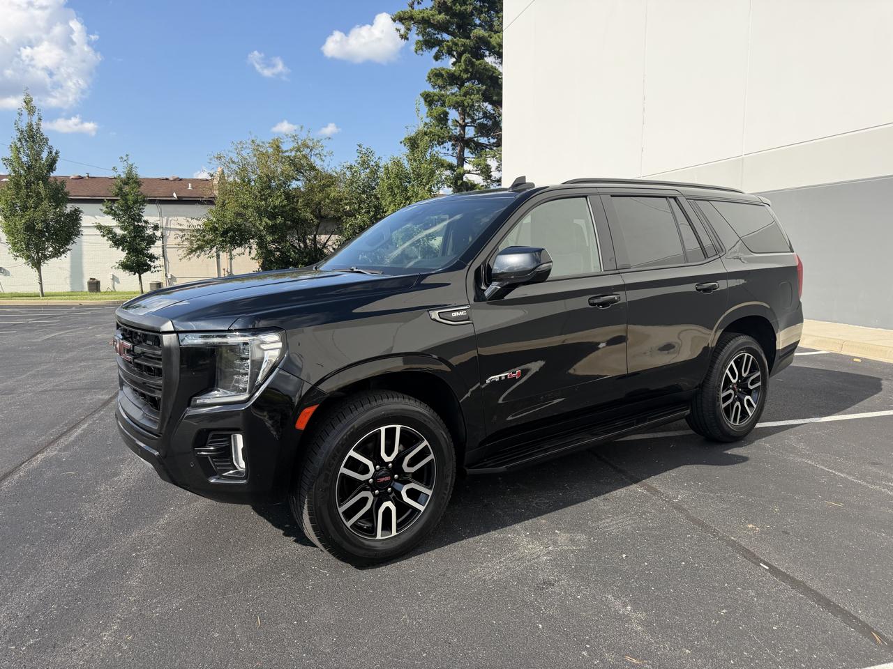 GMC Yukon AT4 2021