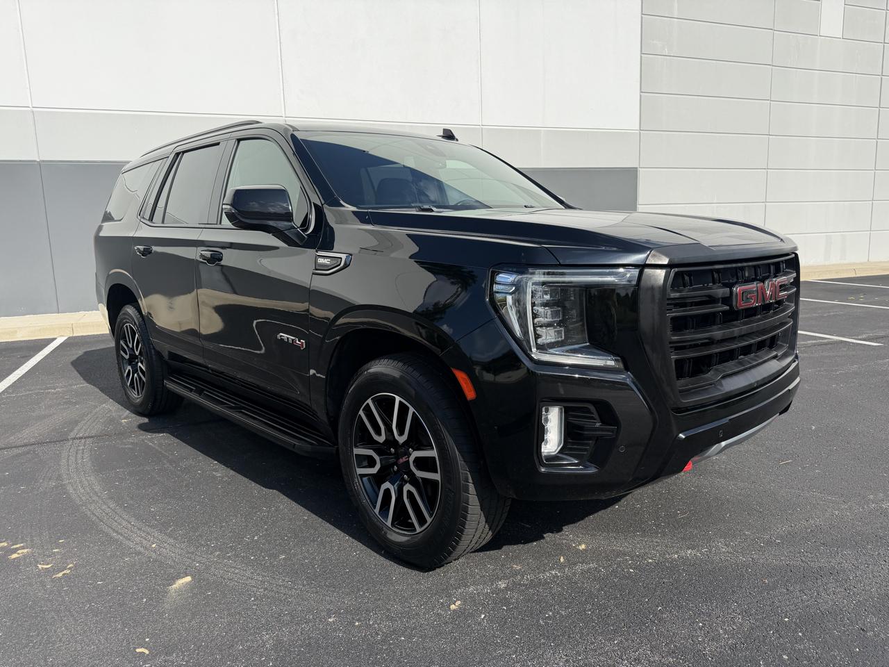 GMC Yukon AT4 2021