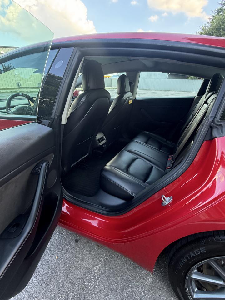 Tesla Model 3 Standard Range Plus 2022