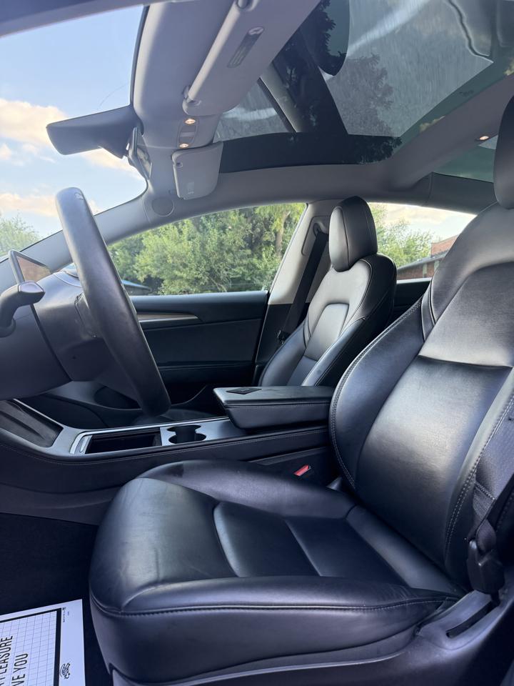 Tesla Model 3 Standard Range Plus 2022