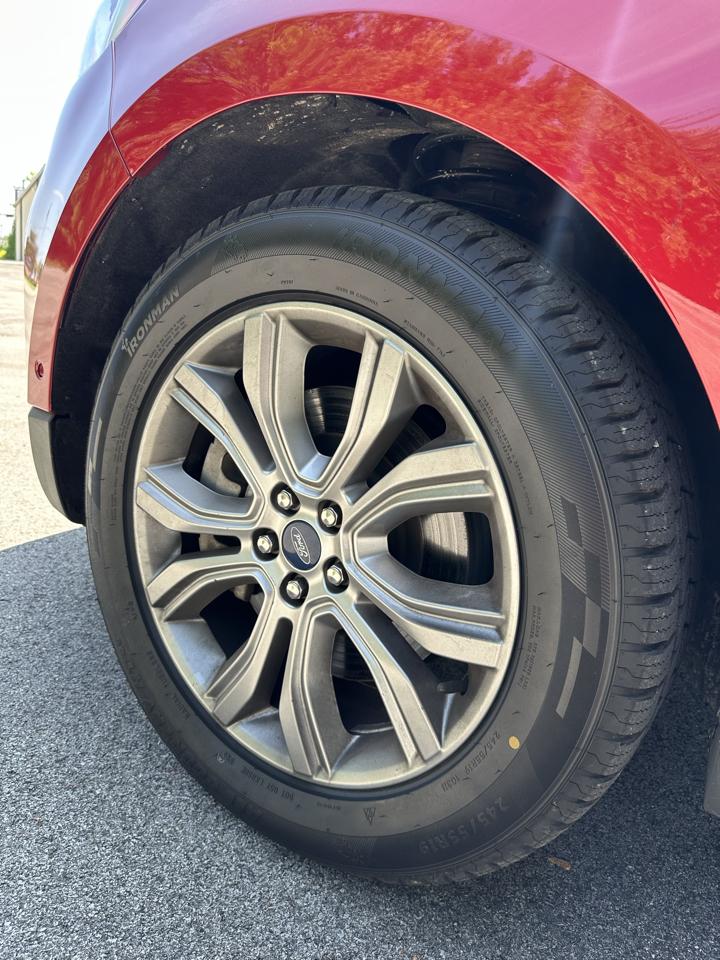 Ford Edge Titanium 2024