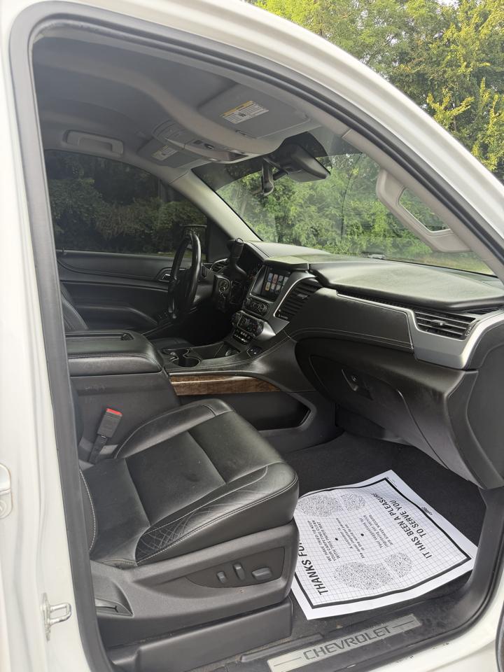 Chevrolet Suburban LT 4WD 2019