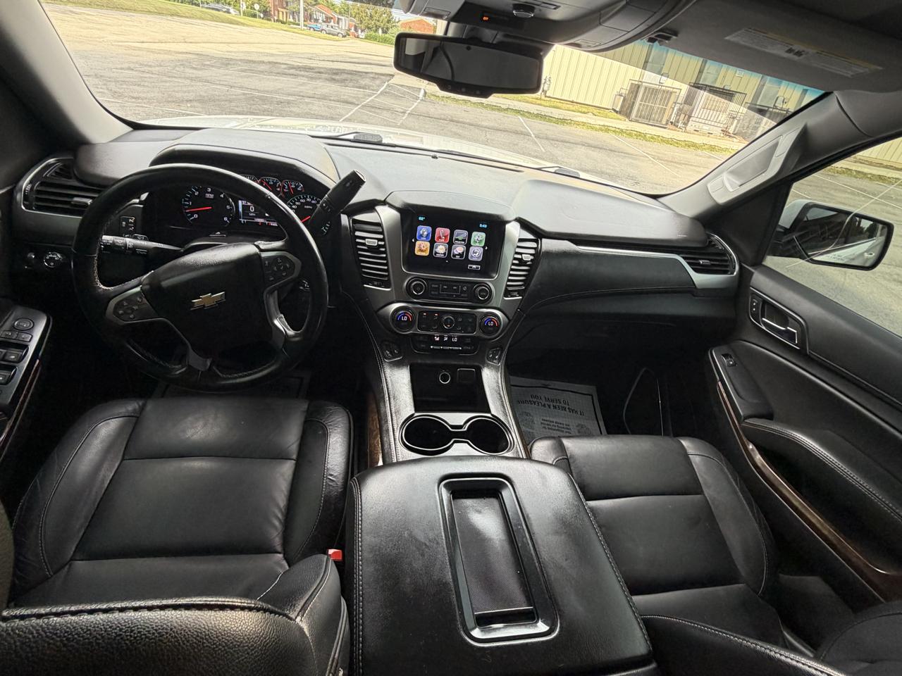 Chevrolet Suburban LT 4WD 2019