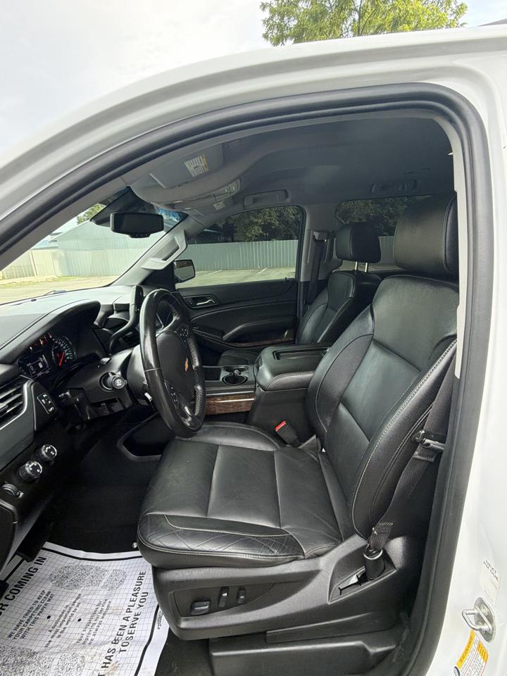 Chevrolet Suburban LT 4WD 2019